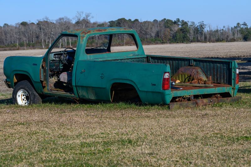 Truck & Auto